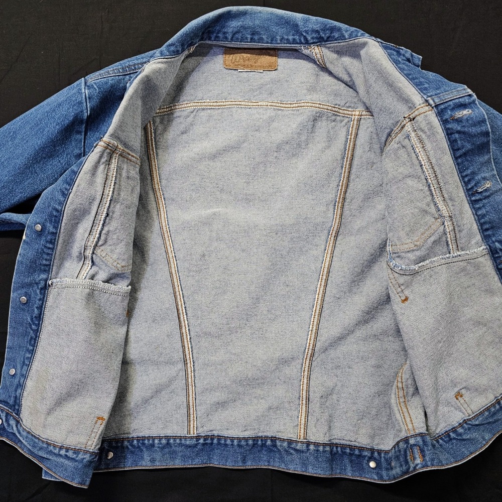 Vintage 70s Wrangler No Fault Denim Trucker Jacket USA Western Blue Mens 42 44 - Picture 4 of 12